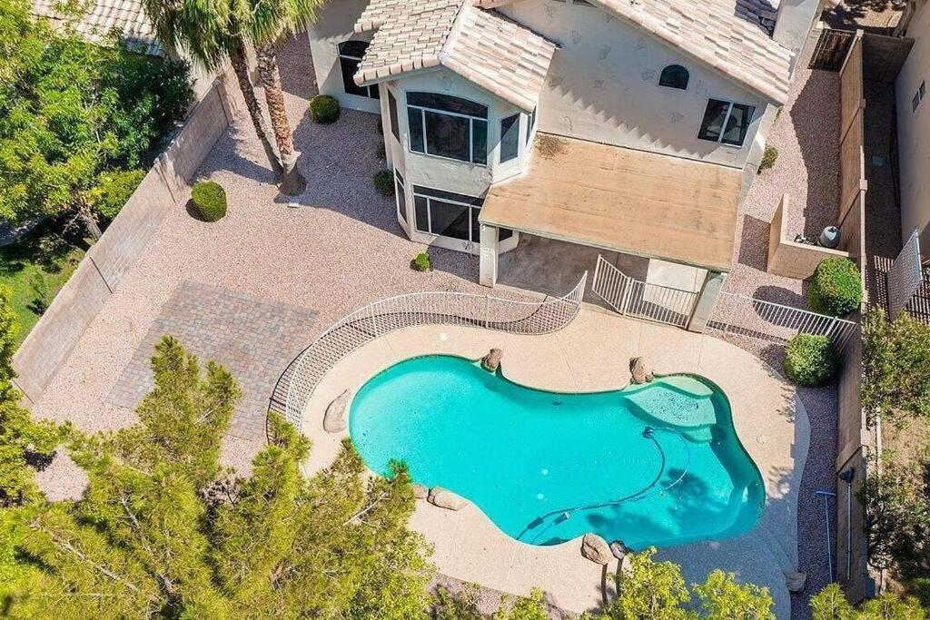 Desert Luxury! 6 Bdrm, 3 Bath & Heated Pool Villa Chandler Exterior photo